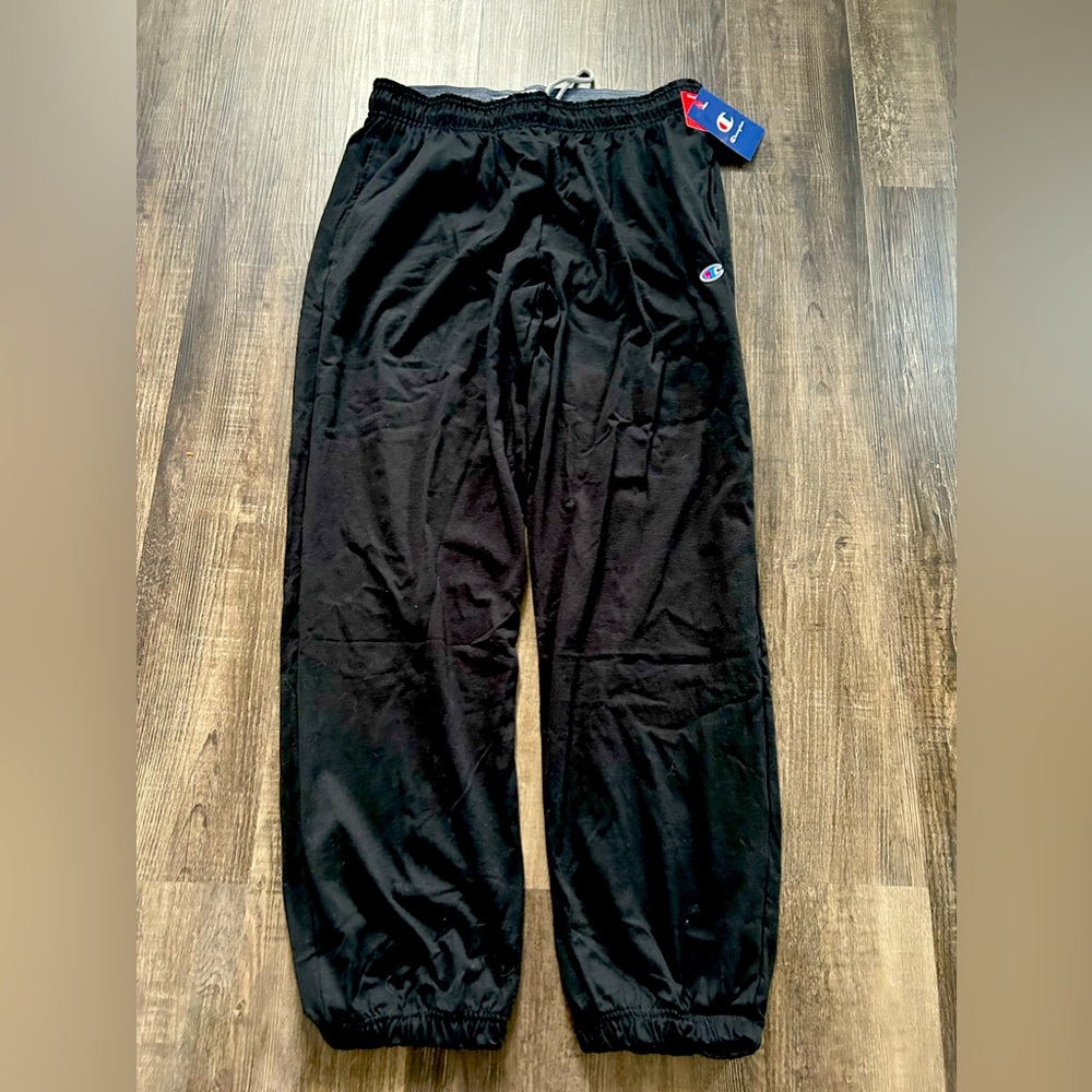 Men’s Champion thin workout pants. NEW, Sz L